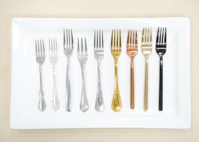 Where to find FORK, SALAD DESSERT GOLD SAVOY in Lexington